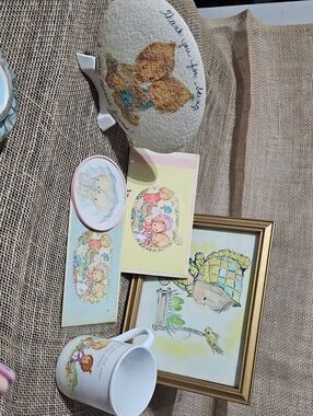 Betsey Clark Collectible Set 1983 Gold Frame, Mug, Easel Art, Cards, Keychain